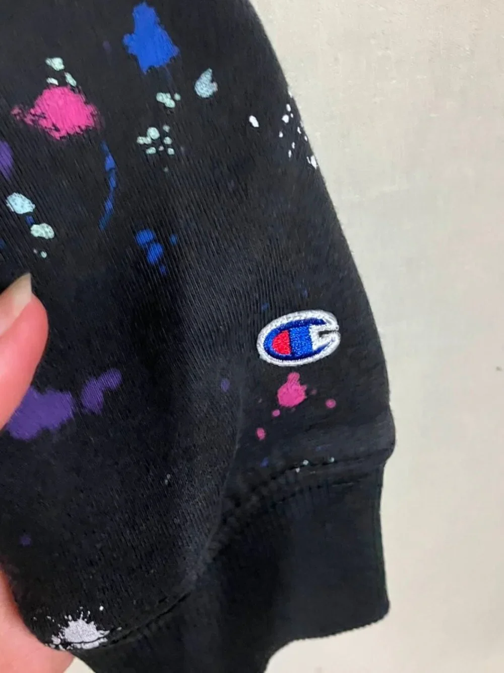 Champion Hoodie Kids Girls L Black Paint Splatter Pullover Graphic Sweatshirt